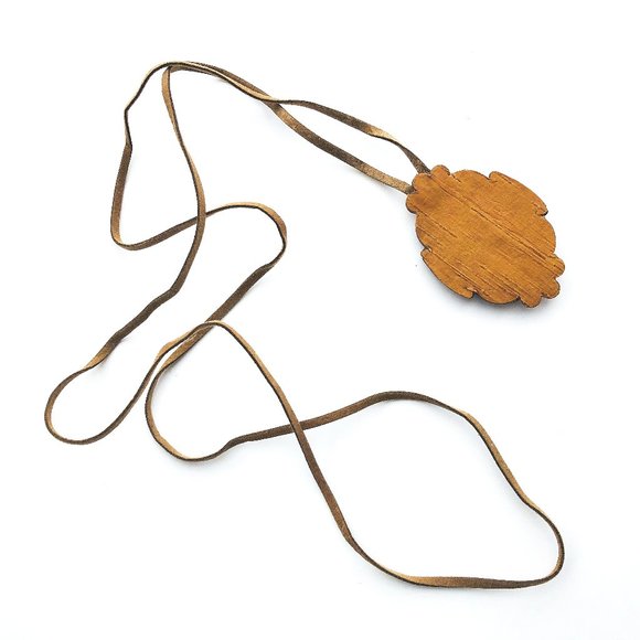 Birch Bark, Black Sardonyx, and Leather Necklace - Picture 7 of 9